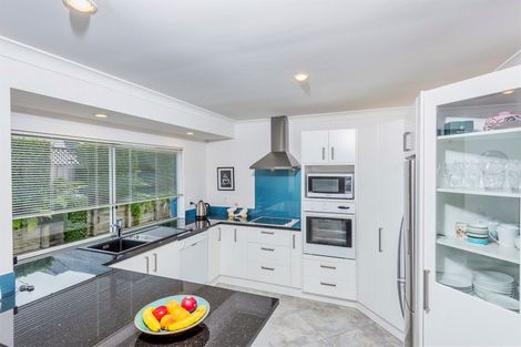 Photo of property in 16 Hendrika Court, Hobsonville, Auckland, 0618