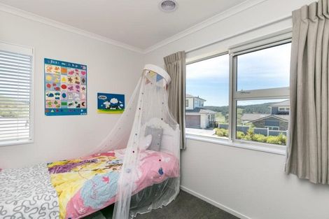 Photo of property in 29 Bickerton Rise, Churton Park, Wellington, 6037