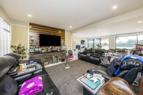 Photo of property in 36 Carruth Road, Papatoetoe, Auckland, 2025
