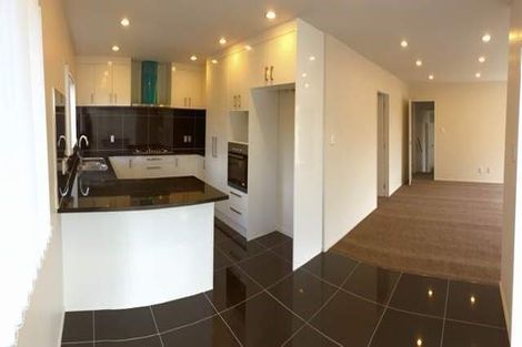 Photo of property in 66b Pomaria Road, Henderson, Auckland, 0610