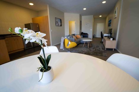 Photo of property in Stadium Garden Flats, 418/107 Thorndon Quay, Pipitea, Wellington, 6011