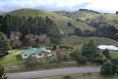 Photo of property in 688 Rotohiwi Road, Flemington, Waipukurau, 4282