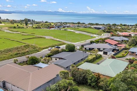 Photo of property in 57 Richmond Road, Pohara, Takaka, 7183