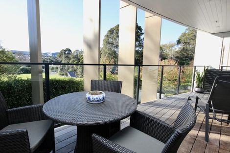 Photo of property in 601/8 Kingsland Terrace, Kingsland, Auckland, 1021