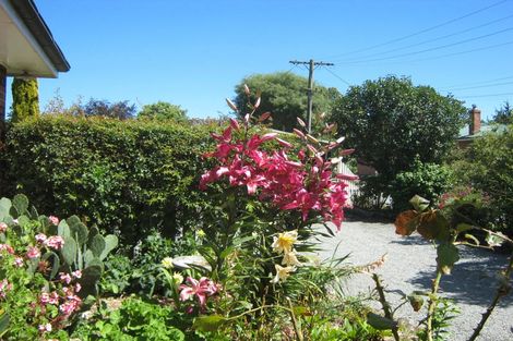 Photo of property in 7 Mckenzie Street, Geraldine, 7930