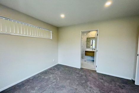 Photo of property in 30a Lowtherhurst Road, Massey, Auckland, 0614