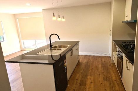 Photo of property in 17c Balmain Road, Birkenhead, Auckland, 0626