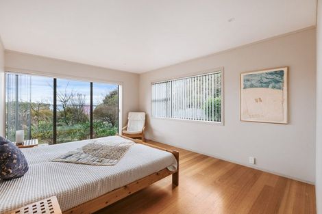 Photo of property in 96 Omokoroa Road, Omokoroa, 3114