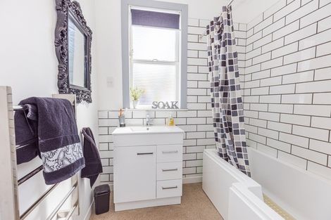 Photo of property in 44 Bignell Street, Gonville, Whanganui, 4501