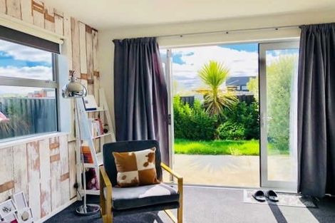 Photo of property in 50 Caulfield Avenue, Halswell, Christchurch, 8025