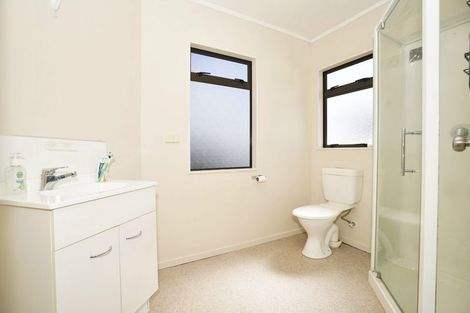 Photo of property in 84b Hillcrest Road, Hillcrest, Hamilton, 3216