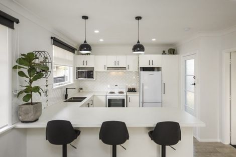 Photo of property in 8 Leigh Place, Awapuni, Palmerston North, 4412