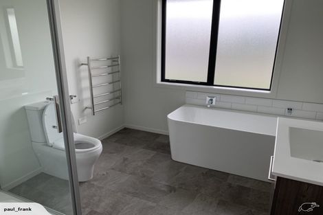 Photo of property in 2 Tarata Grove, Lansdowne, Masterton, 5810