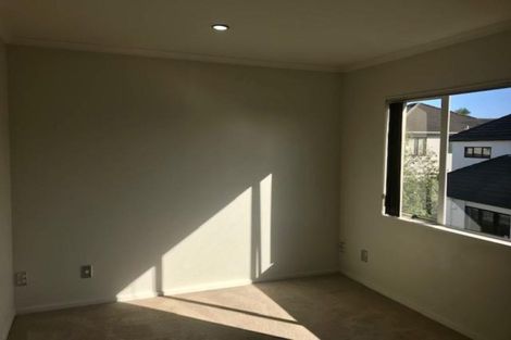 Photo of property in 29 Coachman Drive, Flat Bush, Auckland, 2016