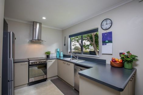 Photo of property in 2a Kapiti Crescent, Titahi Bay, Porirua, 5022