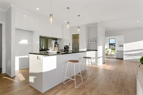 Photo of property in 30 Terry Came Drive, Cambridge, 3434