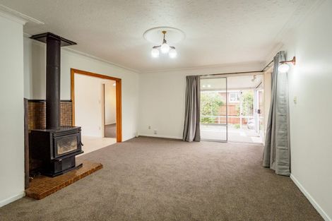 Photo of property in 21 Beatrice Place, Avonhead, Christchurch, 8042