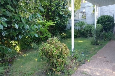 Photo of property in 65 Golding Road, Pukekohe, 2677