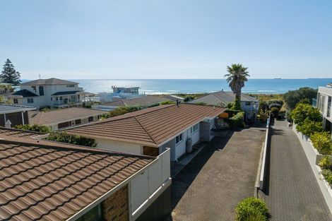 Photo of property in 2/203 Oceanbeach Road, Mount Maunganui, 3116