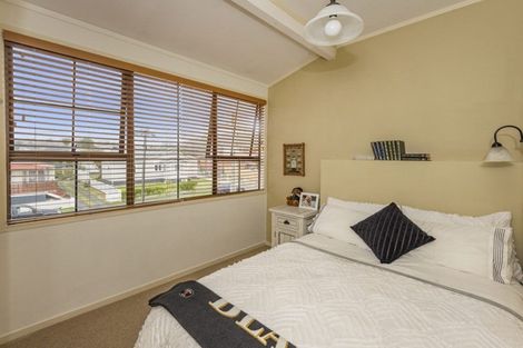 Photo of property in 15 Bernard Street, Avenues, Whangarei, 0110