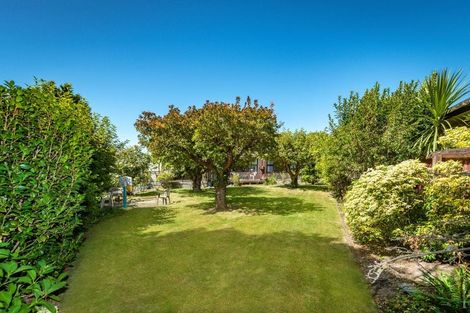 Photo of property in 7 Kingston Place, Bishopdale, Christchurch, 8053