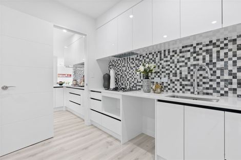 Photo of property in 11 Captain Rings Drive, Papakura, 2110