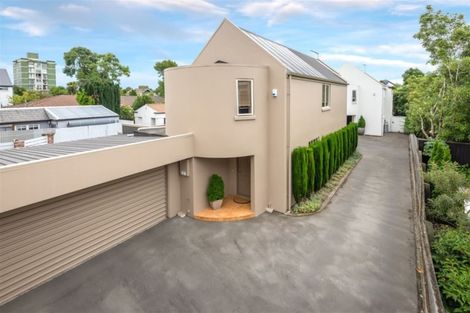 Photo of property in 43 Carlton Mill Road, Merivale, Christchurch, 8014