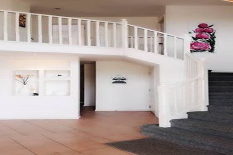 Photo of property in 22 Anaheim Boulevard, Shamrock Park, Auckland, 2016