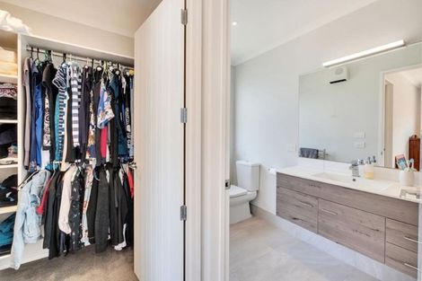 Photo of property in 3 Kuawa Drive, Kumeu, 0810