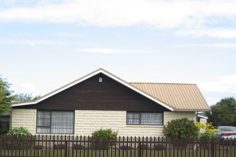 Photo of property in 56 Prestons Road, Redwood, Christchurch, 8051