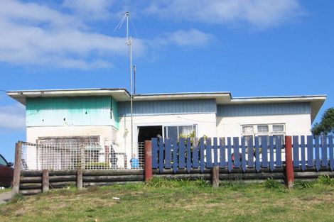 Photo of property in 44 Pratt Avenue, Foxton Beach, Foxton, 4815