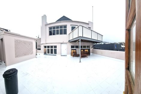 Photo of property in 1 Edge Hill, Mount Victoria, Wellington, 6011