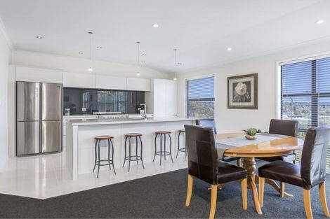 Photo of property in 78 Pemberton Avenue, Bayview, Auckland, 0629