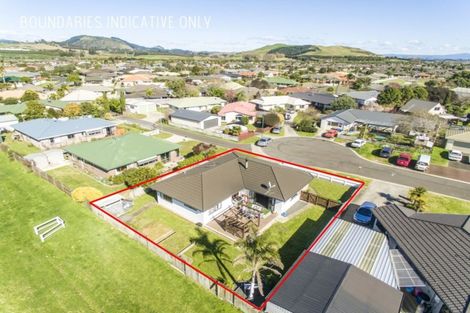 Photo of property in 61 Kane Road, Papamoa Beach, Papamoa, 3118