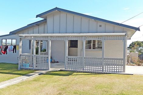 Photo of property in 9 Selwyn Street, South Hill, Oamaru, 9400
