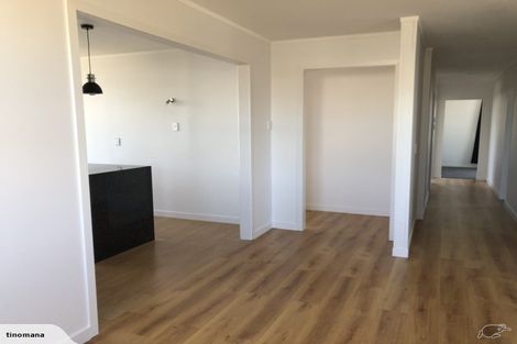 Photo of property in 5 Tainui Street, Castlecliff, Whanganui, 4501