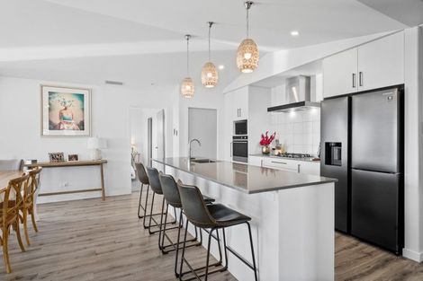 Photo of property in 4 Herring Place, Omokoroa, 3114