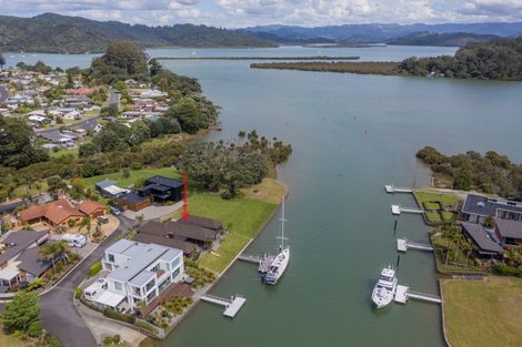 Photo of property in 88 South Highway East, Whitianga, 3510