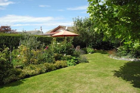 Photo of property in 8 Moorhouse Street, Waimate, 7924