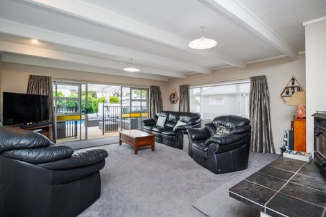Photo of property in 6 Derby Street, Feilding, 4702
