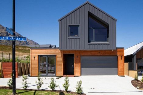 Photo of property in 35 Jack Hanley Drive, Jacks Point, Queenstown, 9371