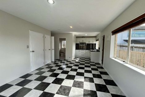 Photo of property in 26 Lismore Way, Oteha, Auckland, 0632