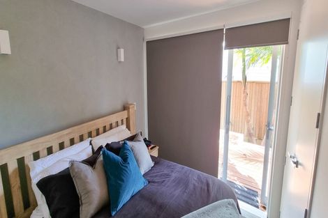 Photo of property in 2/83 Hinemoa Street, Birkenhead, Auckland, 0626