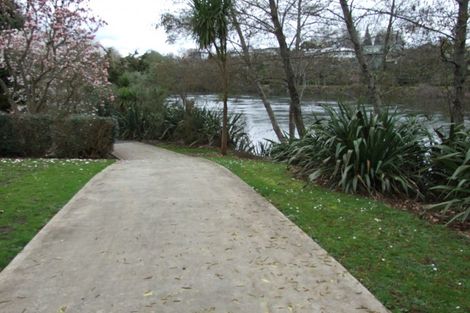 Photo of property in 30 Riverview Terrace, Fairfield, Hamilton, 3214