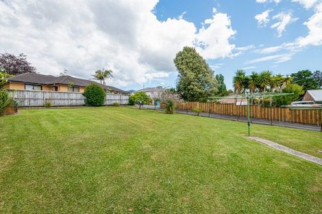 Photo of property in 4 Christina Avenue, Te Atatu South, Auckland, 0602
