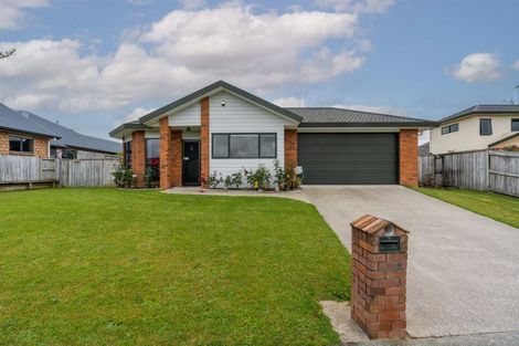 Photo of property in 108 Ayrshire Drive, Grandview Heights, Hamilton, 3200