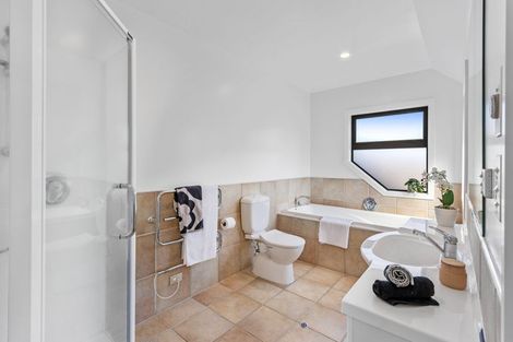 Photo of property in 153 Regent's Park Drive, Casebrook, Christchurch, 8051