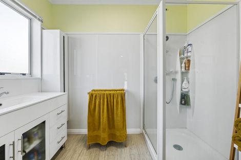 Photo of property in 18 Kawei Road, Ohawe, Hawera, 4671