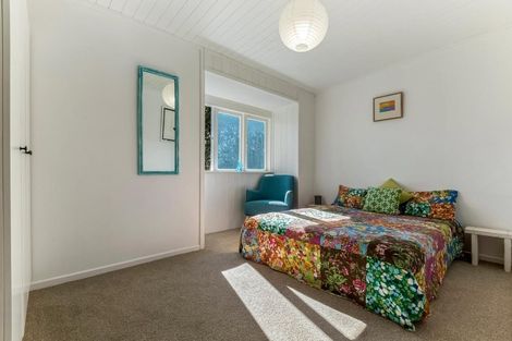 Photo of property in 26 Ocean Road, Surfdale, Waiheke Island, 1081