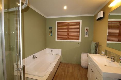 Photo of property in 48 Blue Stone Drive, Waiareka Junction, Oamaru, 9401